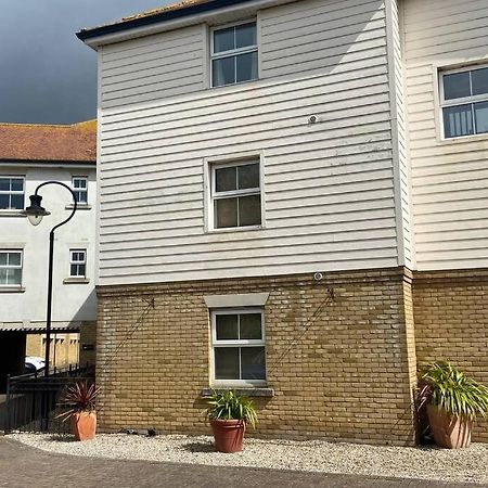 Sunny Spacious Apartment 2 Minutes From The Beach! Southend-on-Sea Exterior foto